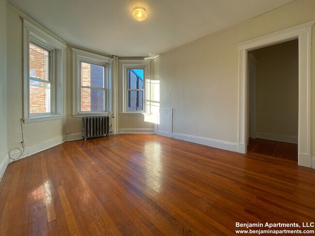 Building Photo - 1162 Boylston St