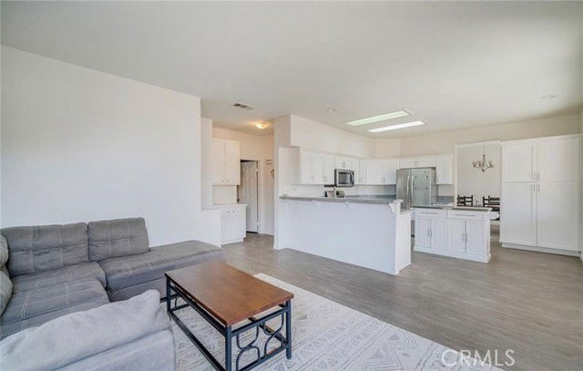 Foto del edificio - 36453 Rodeo St