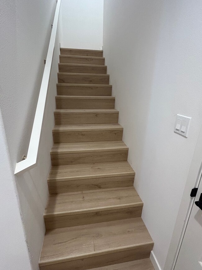 Stairway - 310 Harvest Dr