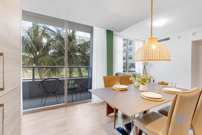 Foto del edificio - 777 N Ocean Dr