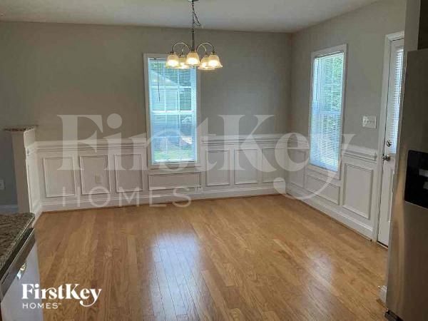 Foto del edificio - 284 Southcircle Dr NW