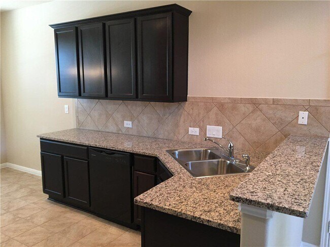 Foto del edificio - 516 E Slaughter Ln
