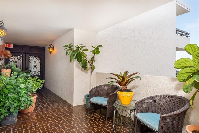 Foto del edificio - 5700 Mariner St