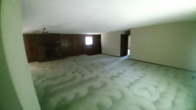 Sala de estar - 423 S Kelley St