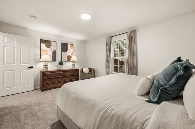 Building Photo - Avana South Oaks