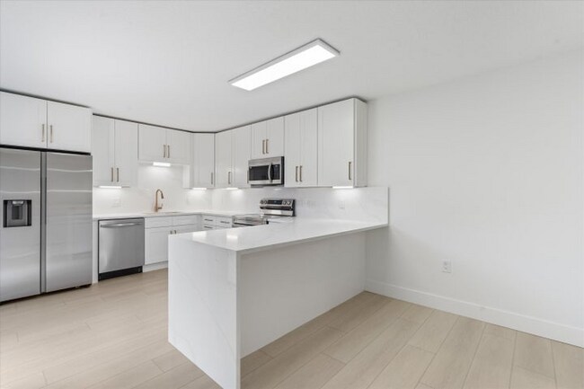 Foto del edificio - 2897 SW 22nd Cir