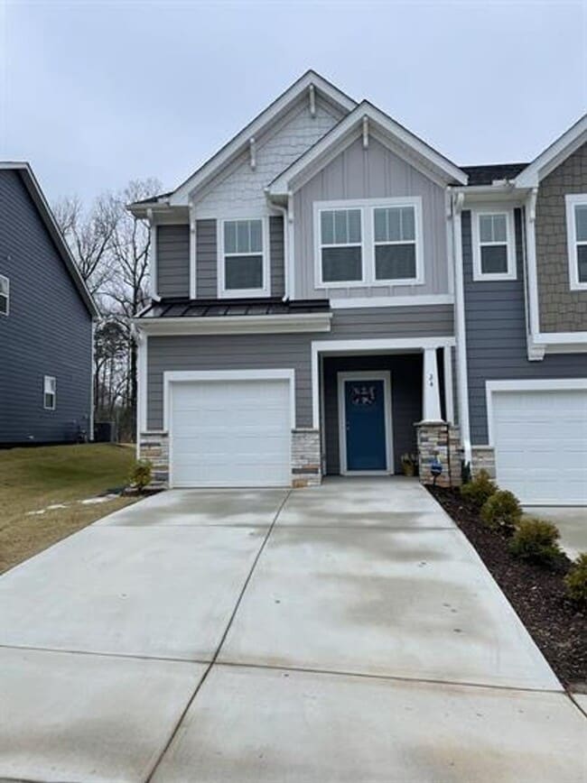 Spacious - Close to Downtown Greenville 3/2.5 Available April 1st - Spacious - Close to Downtown Greenville 3/2.5 Available April 1st House