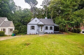Building Photo - 2032 Westminster Way NE