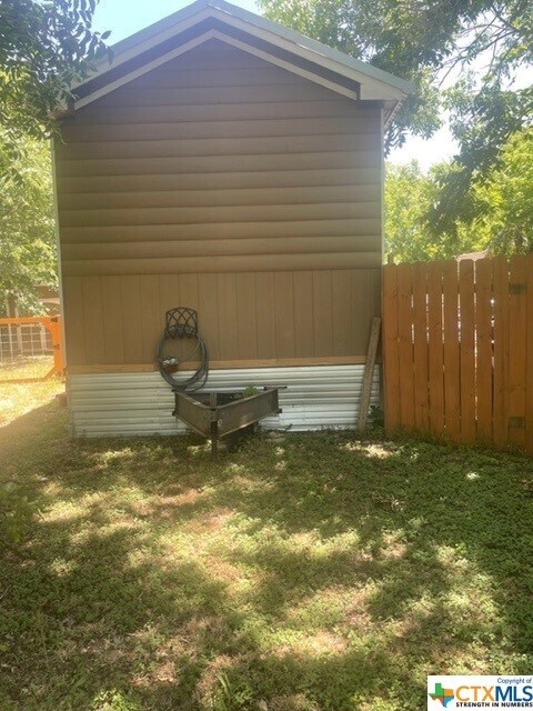 Foto del edificio - 11904 Green Grove Dr