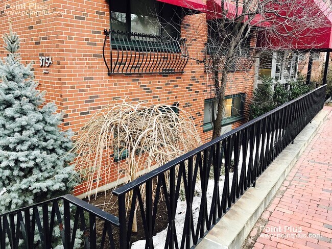 Foto del edificio - 376 Harvard St