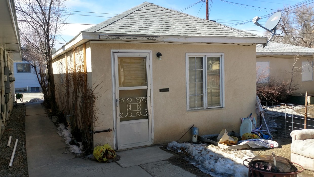 Single unit with garages (not pictured) - 217 W 2nd St