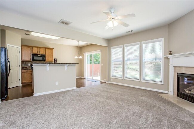 Building Photo - 5765 Crestwick Wy