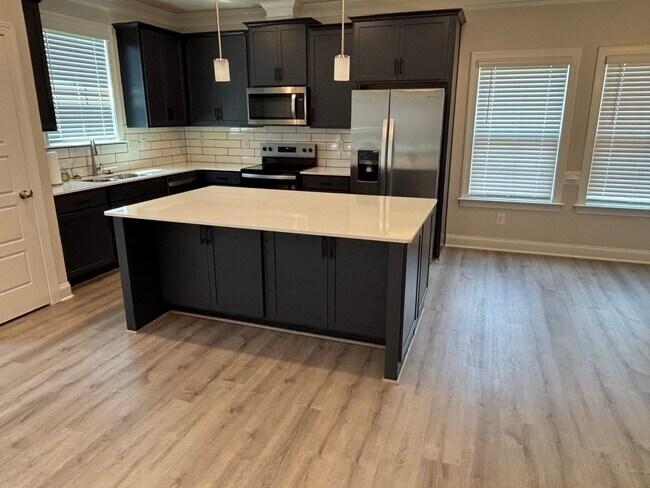 Foto del edificio - 1541 Barnstable Ct