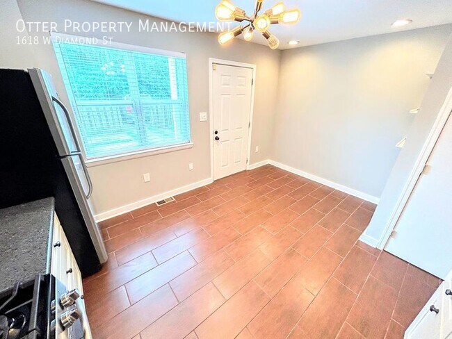 Foto del edificio - 1618 W Diamond St