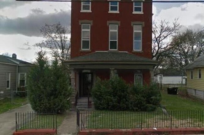 Foto del edificio - 2130 Portland Ave