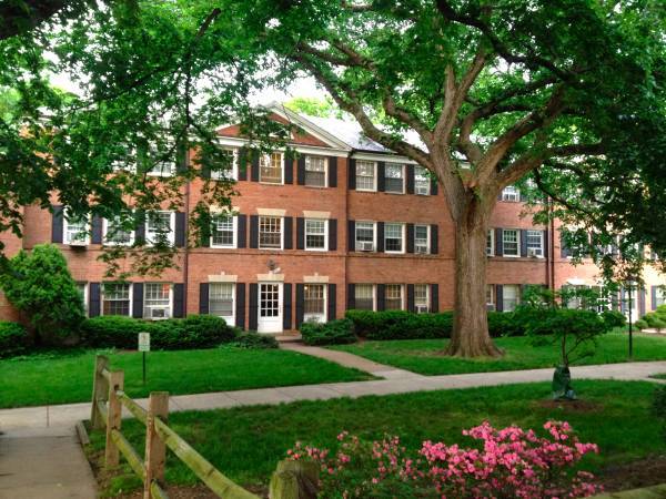 Building Photo - 5002 Columbia Pike