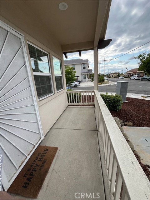 Building Photo - 6196 Fowler Ave