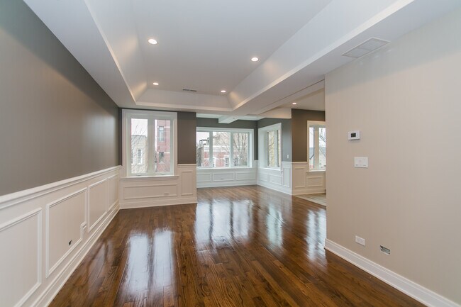 Building Photo - 1004 N Francisco Ave