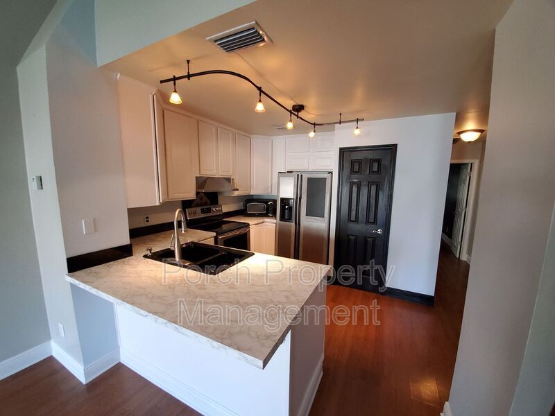 Foto principal - 7150 Plantation Rd