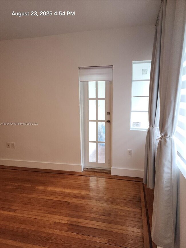Foto del edificio - 2905 Sheridan Ave