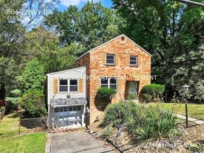 Building Photo - 806 Penny Dr