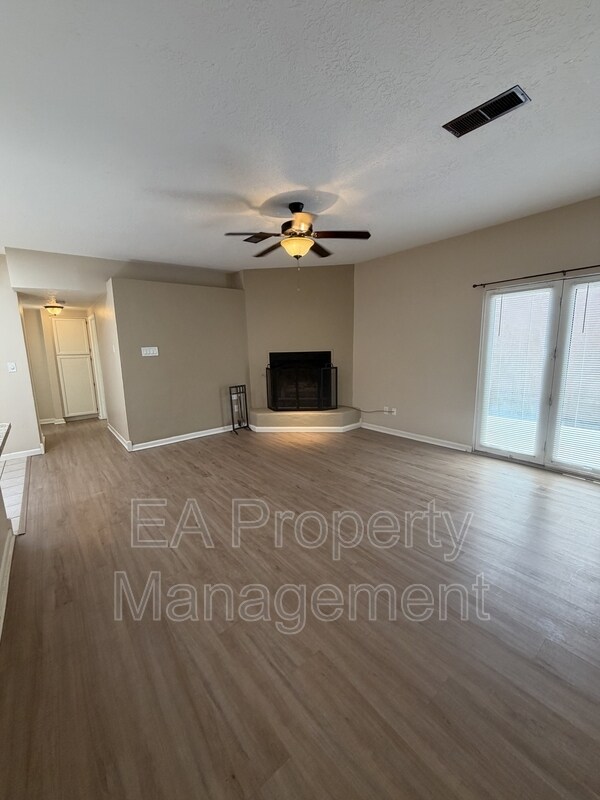 Foto del edificio - 6532 Keeling St NW