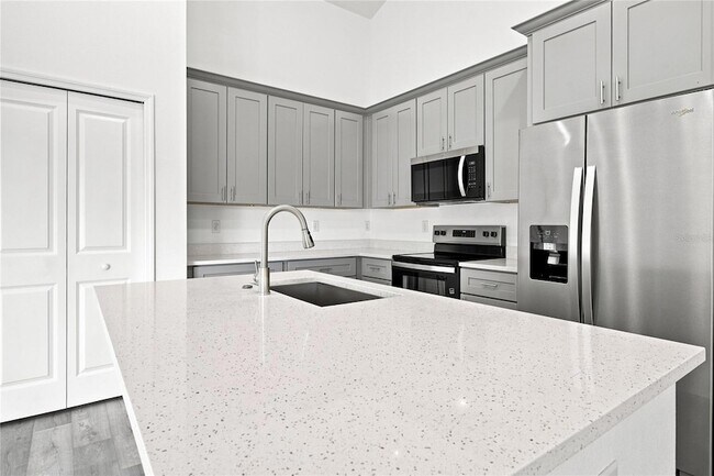 Foto del edificio - 16337 SW 17th Terr Rd