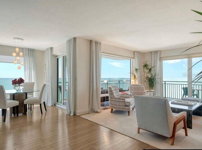 Building Photo - 2525 Gulf of Mexico Dr