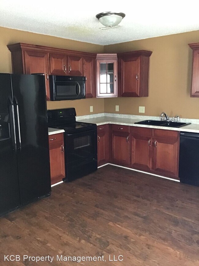Building Photo - 3 br, 2.5 bath House - 2790 Brewster Lane