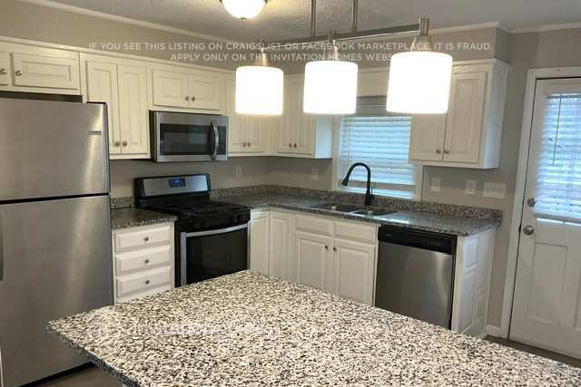 Foto del edificio - 3738 Starboard Ct