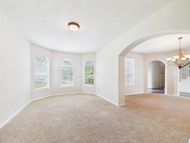 Building Photo - 26306 Shady Walk Ln