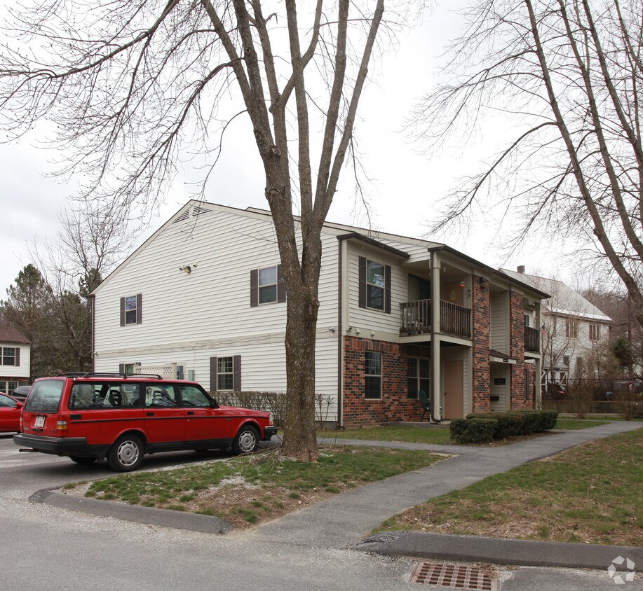 Foto del edificio - 98 Cleveland Ave