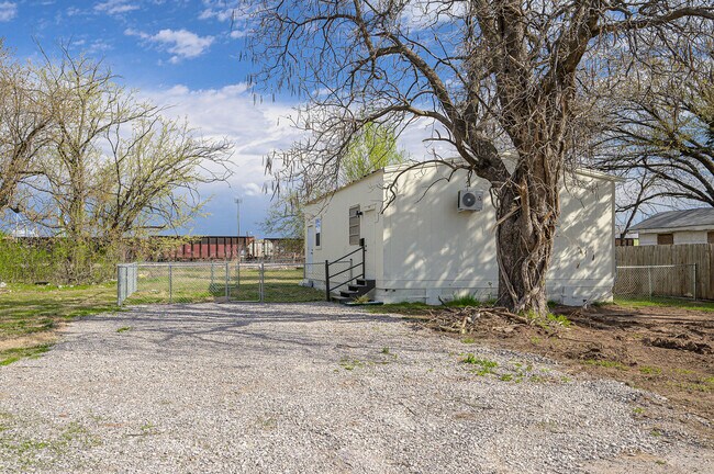 Foto del edificio - 709 SE 10th St