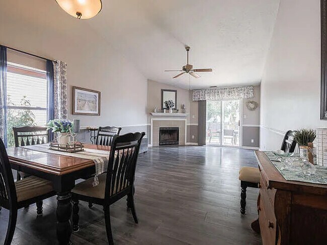 Foto del edificio - 5123 Rocky Mountain Dr