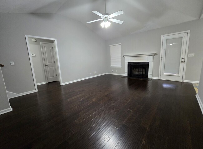 Foto del edificio - 817 Maricopa Dr