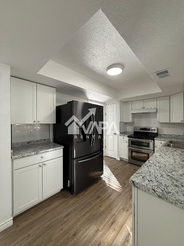 Photo - 12411 Gran Vista St House