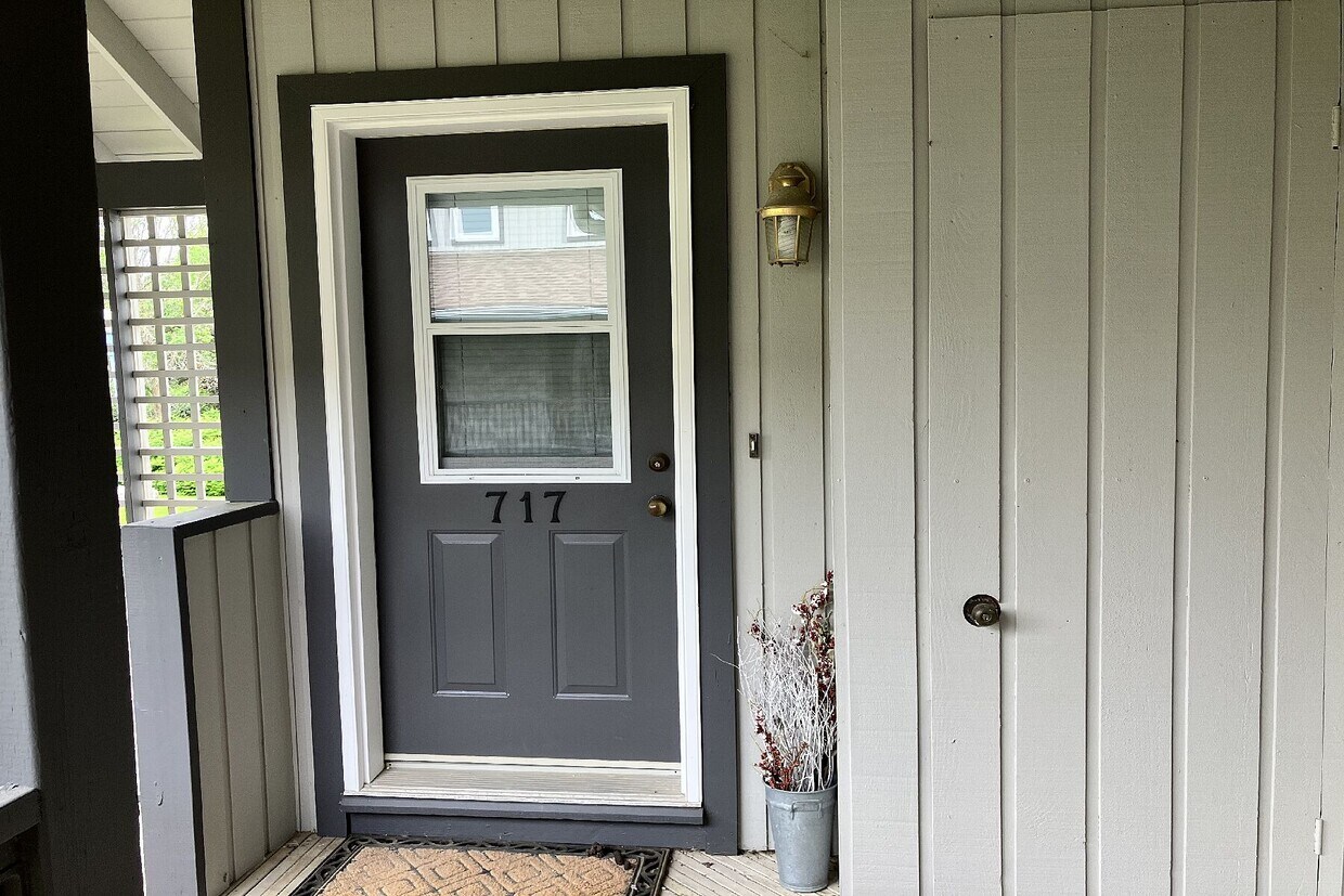 717 Johnston Pk Ave, Collingwood, ON L9Y 5C7 Condo for Rent in