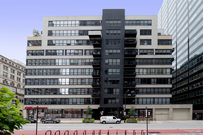Foto del edificio - 130 S Canal St