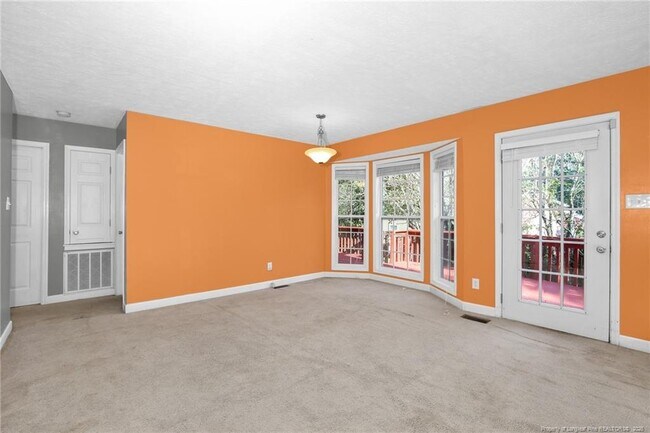 Foto del edificio - 412 Mangum Ct
