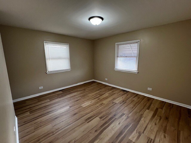 Foto del edificio - 9716 S Union Ave