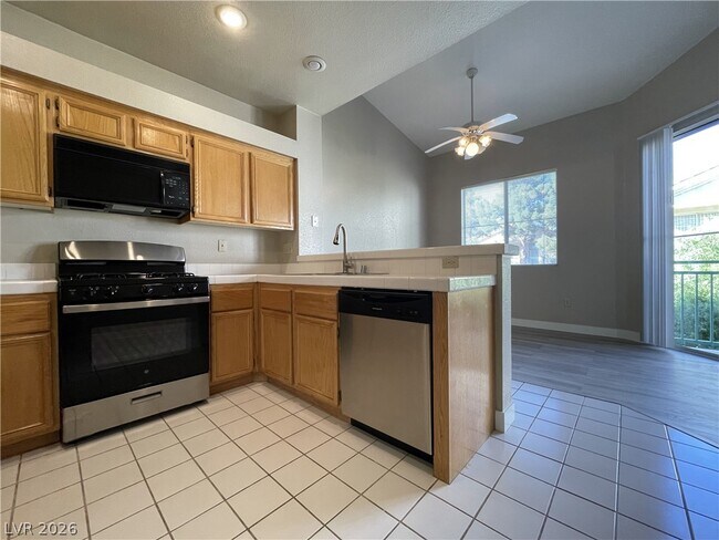 Foto del edificio - 5155 W Tropicana Ave