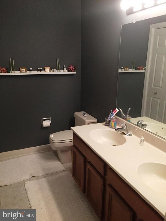 Foto principal - 10719 Kings Riding Way