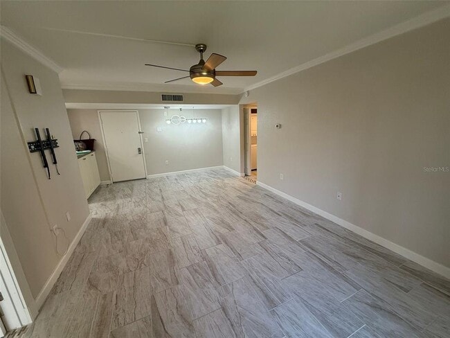 Building Photo - 21405 Olean Blvd