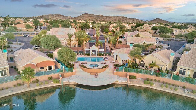 Foto del edificio - 1138 E Amberwood Dr