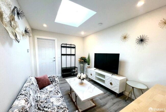 Foto del edificio - 848 Girard St
