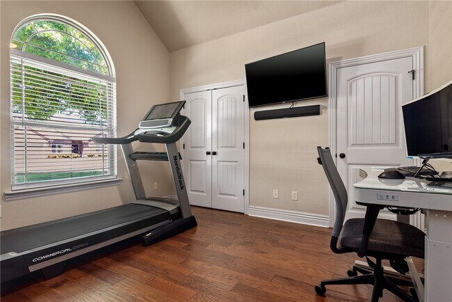 Foto del edificio - 3802 NE Oaktrace Ave