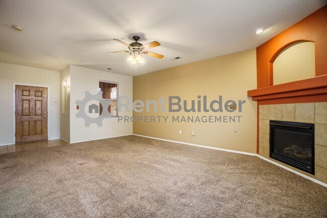 Foto del edificio - CALL US TODAY AT (505) 808-6467 TO SCHEDULE A CONVENIENT SHOWING