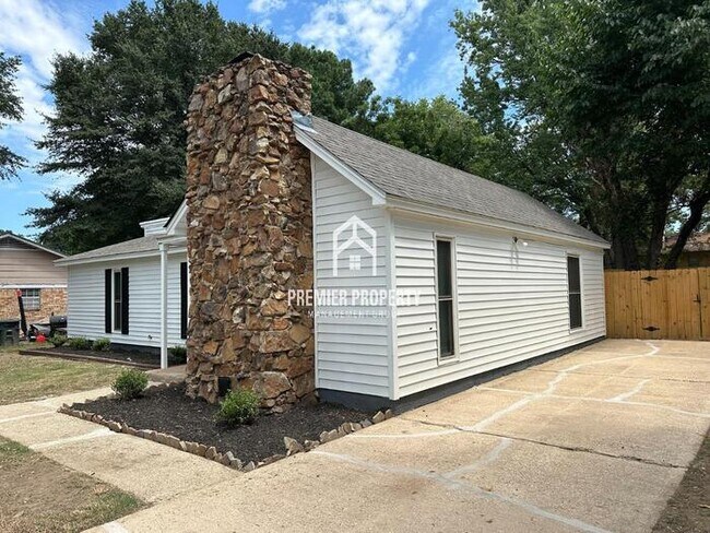Building Photo - 4106 Elk Grove Cove