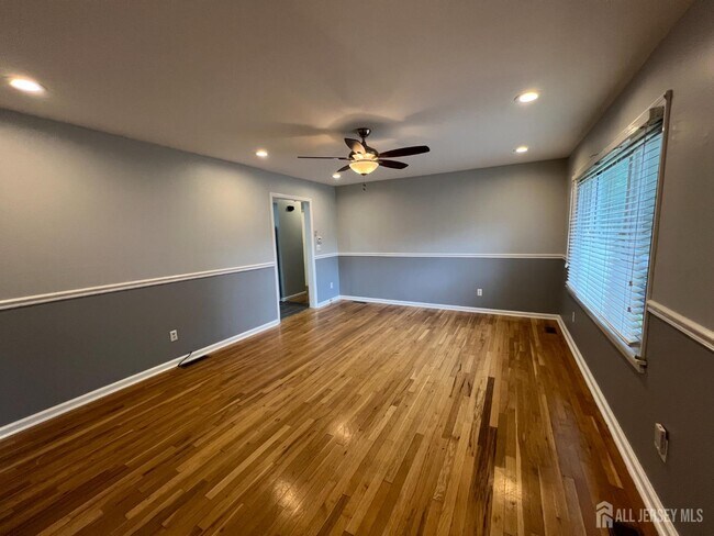 Foto del edificio - 514-516-516 Carmine Ave