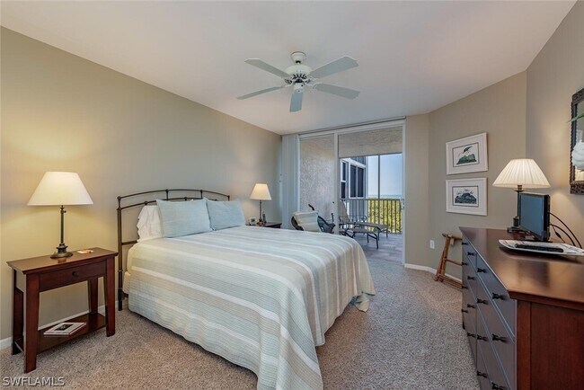 Foto del edificio - 6361 Pelican Bay Blvd